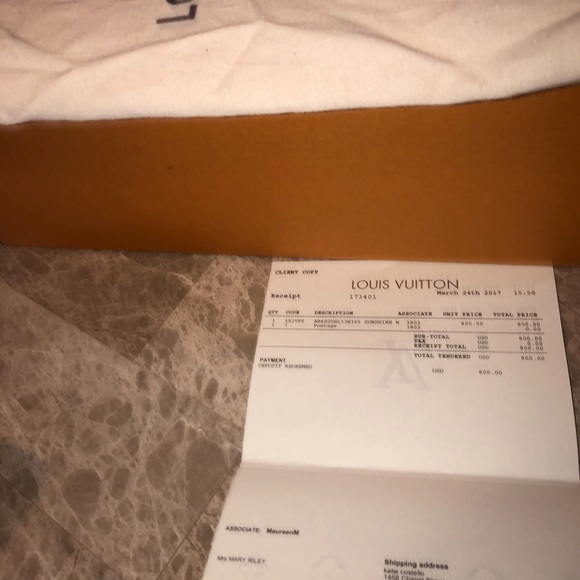 Louis Vuitton shoes - Picture 7 of 8